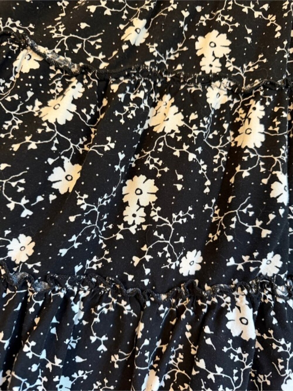 Black & White Floral Tiered Mini Skirt - Picture 2 of 2